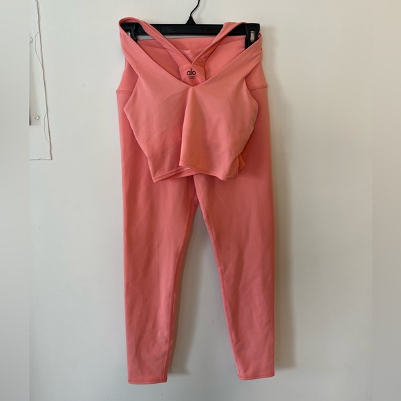 ALO Yoga Pants - ALO Yoga Pink Leggings
